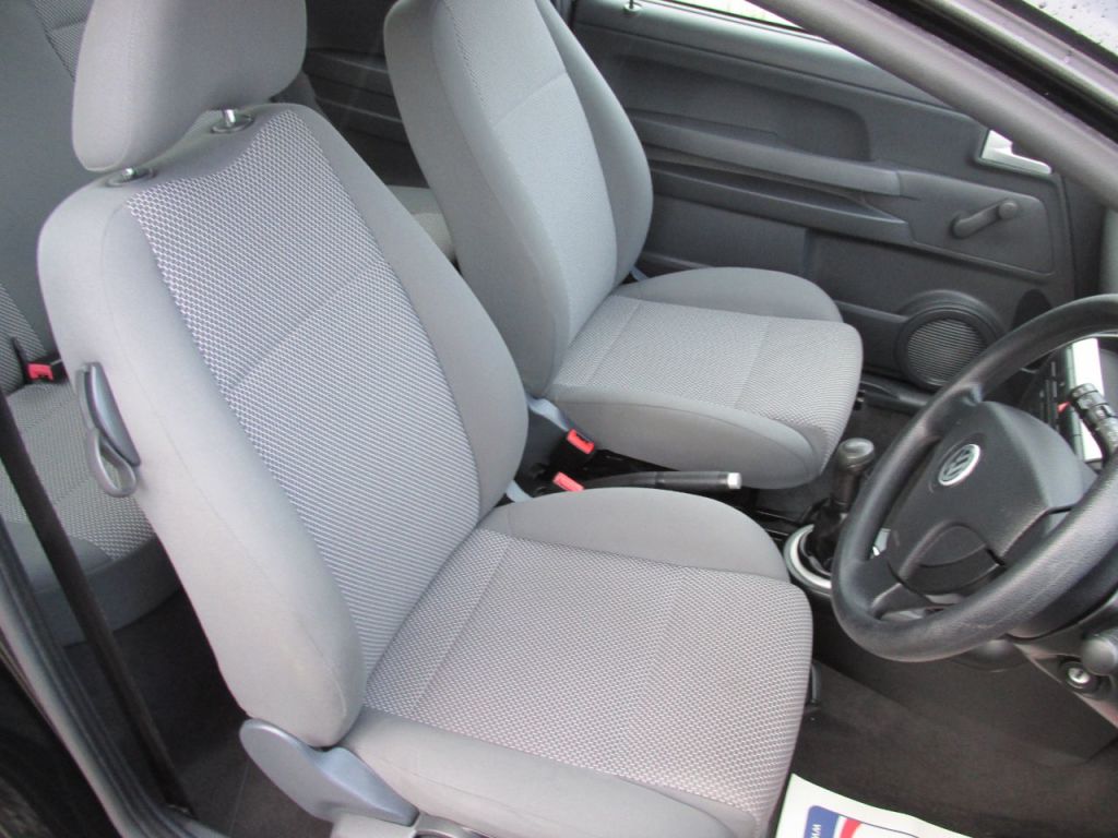 Used Volkswagen Fox 2010 for sale - 78011408: Photo 8