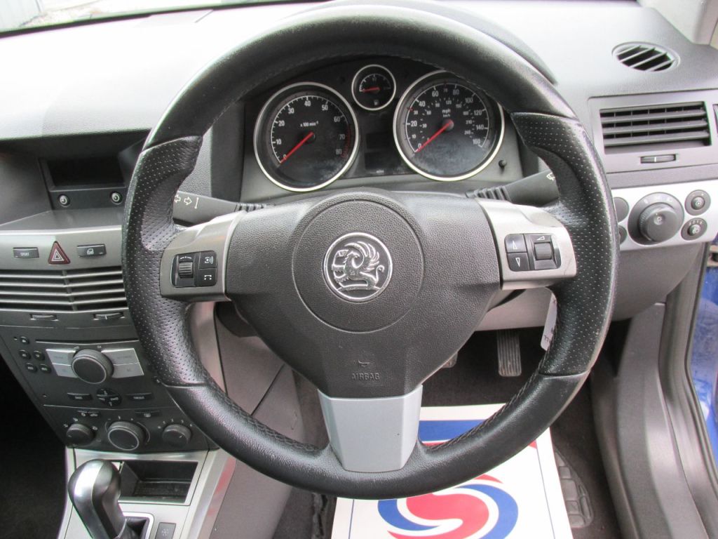 Used Vauxhall Astra 2005 for sale - 77187685: Photo 10