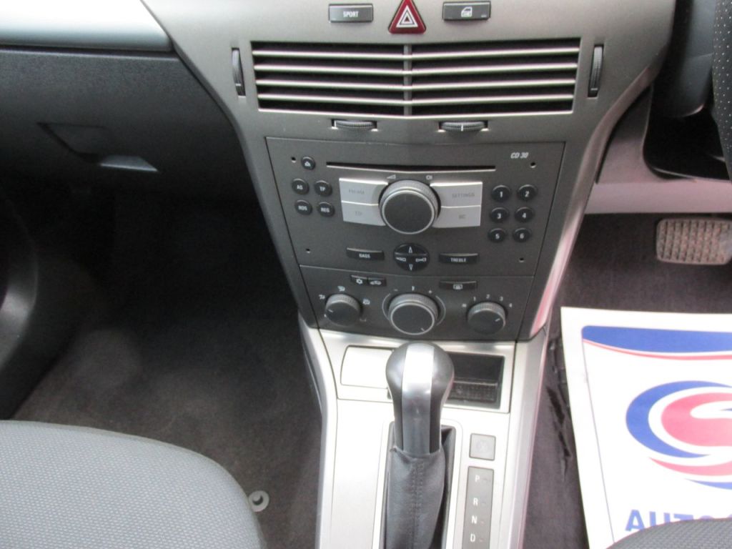 Used Vauxhall Astra 2005 for sale - 77187685: Photo 11