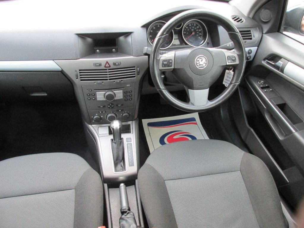 Used Vauxhall Astra 2005 for sale - 77187685: Photo 8