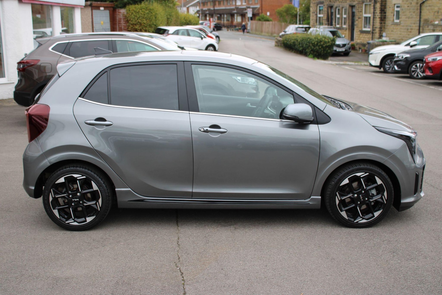 Used Kia Picanto for sale - 76997803: Photo 2