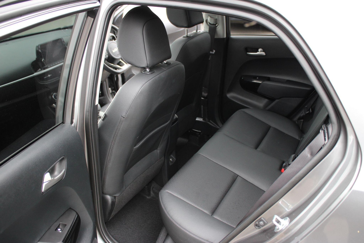 Used Kia Picanto for sale - 76997803: Photo 34