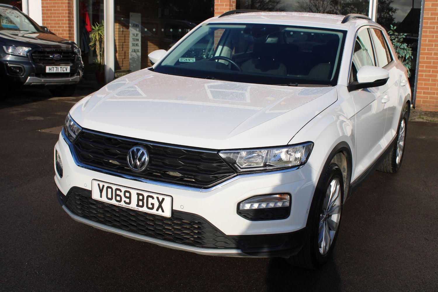 Used Volkswagen T-Roc 2020 for sale - 76645312: Photo 16
