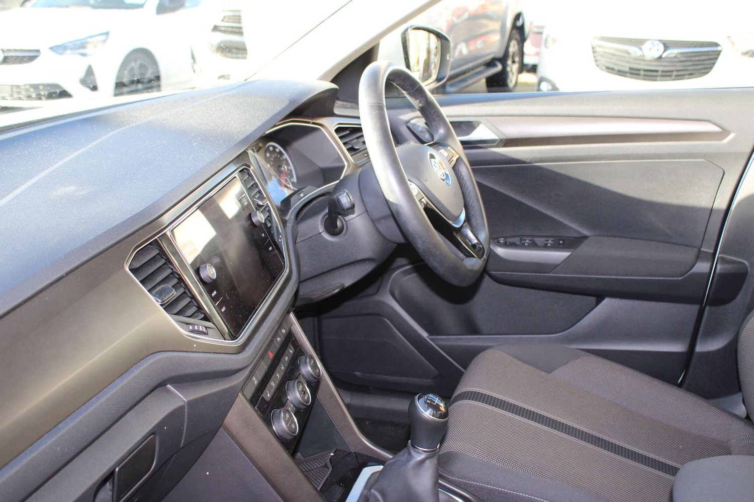 Used Volkswagen T-Roc 2020 for sale - 76645312: Photo 28