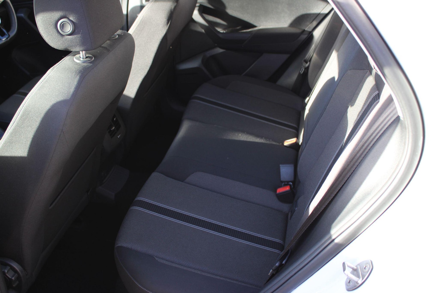 Used Volkswagen T-Roc 2020 for sale - 76645312: Photo 31