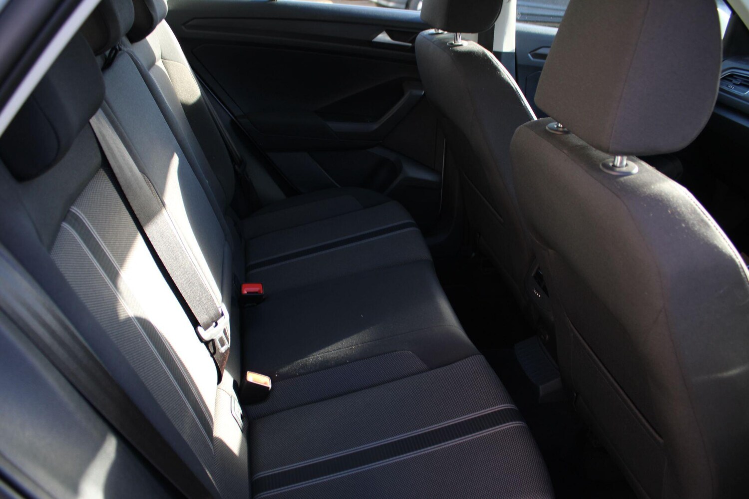 Used Volkswagen T-Roc 2020 for sale - 76645312: Photo 32