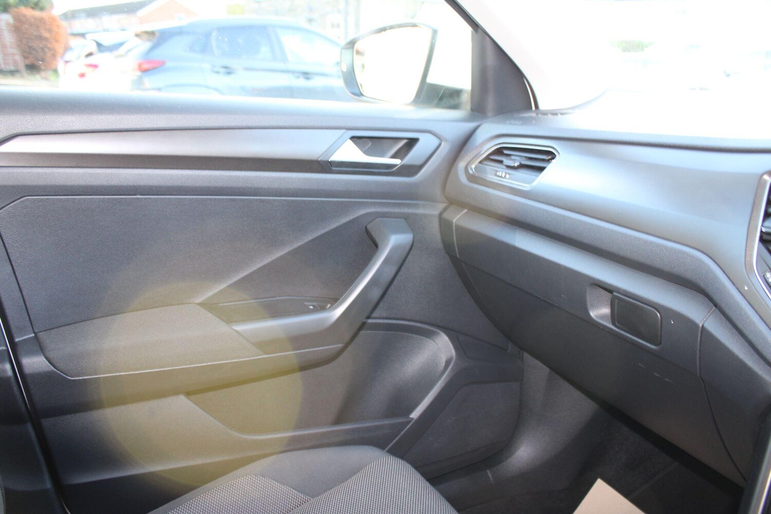 Used Volkswagen T-Roc 2020 for sale - 76645312: Photo 41