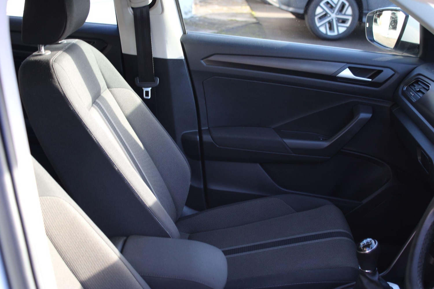 Used Volkswagen T-Roc 2020 for sale - 76645312: Photo 60