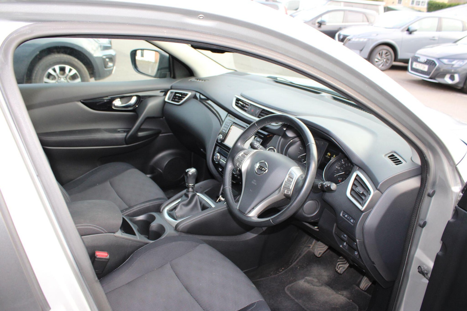 Used Nissan Qashqai for sale - 77978390: Photo 15