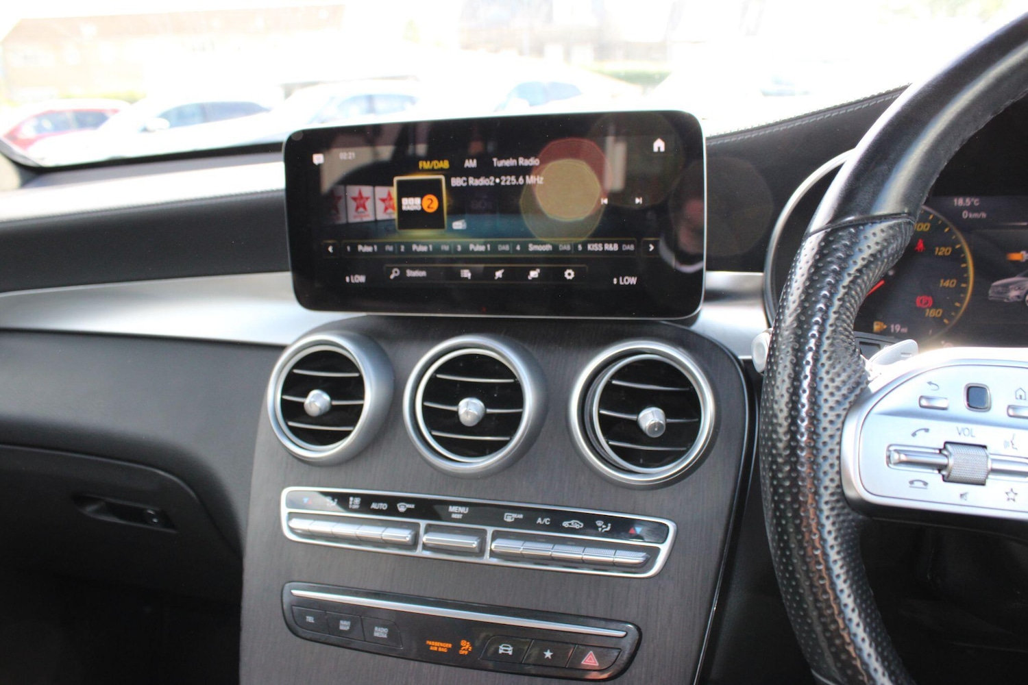 Used Mercedes-Benz GLC for sale - 76993710: Photo 50