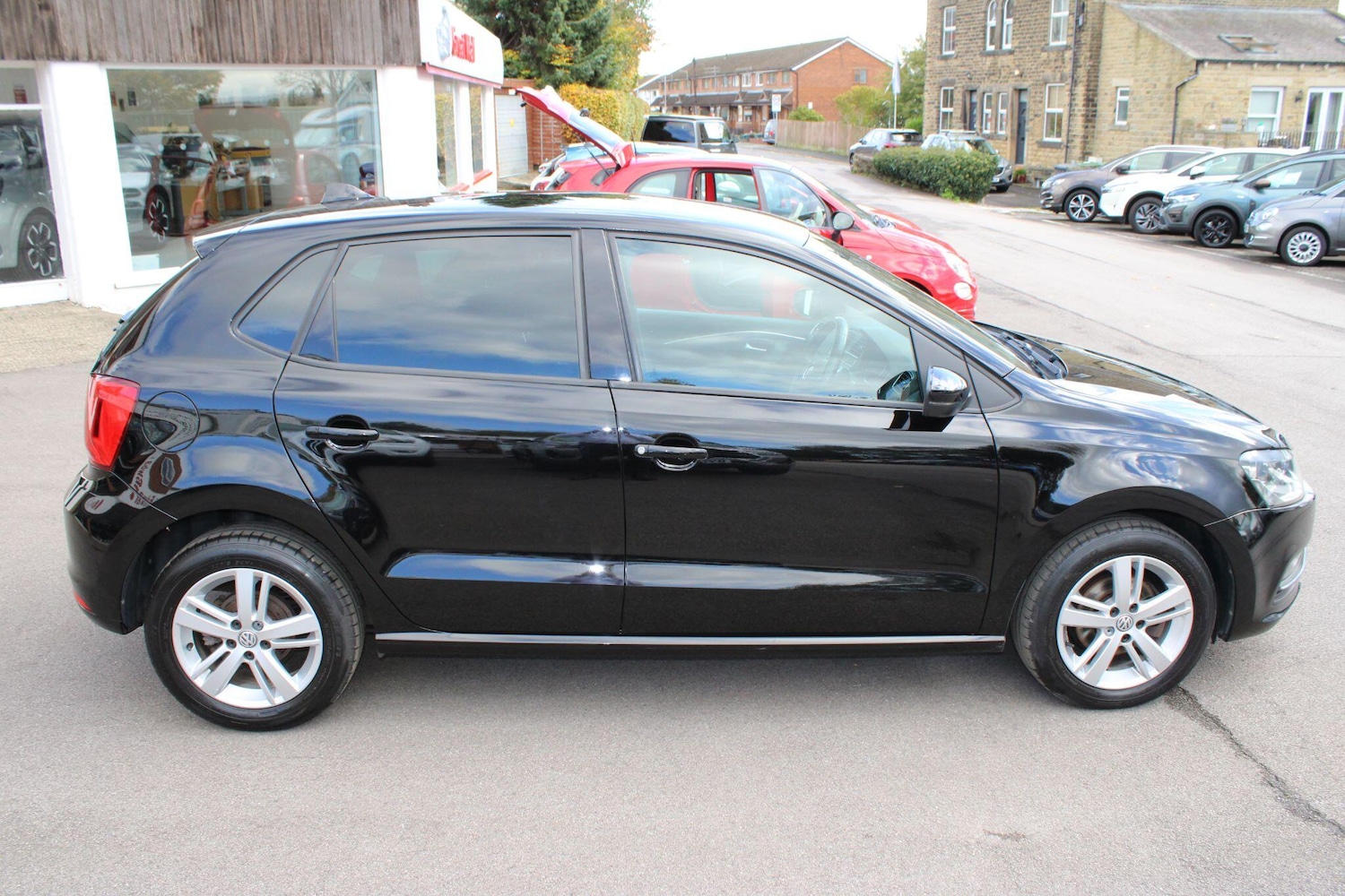 Used Volkswagen Polo 2016 for sale - 76349673: Photo 18