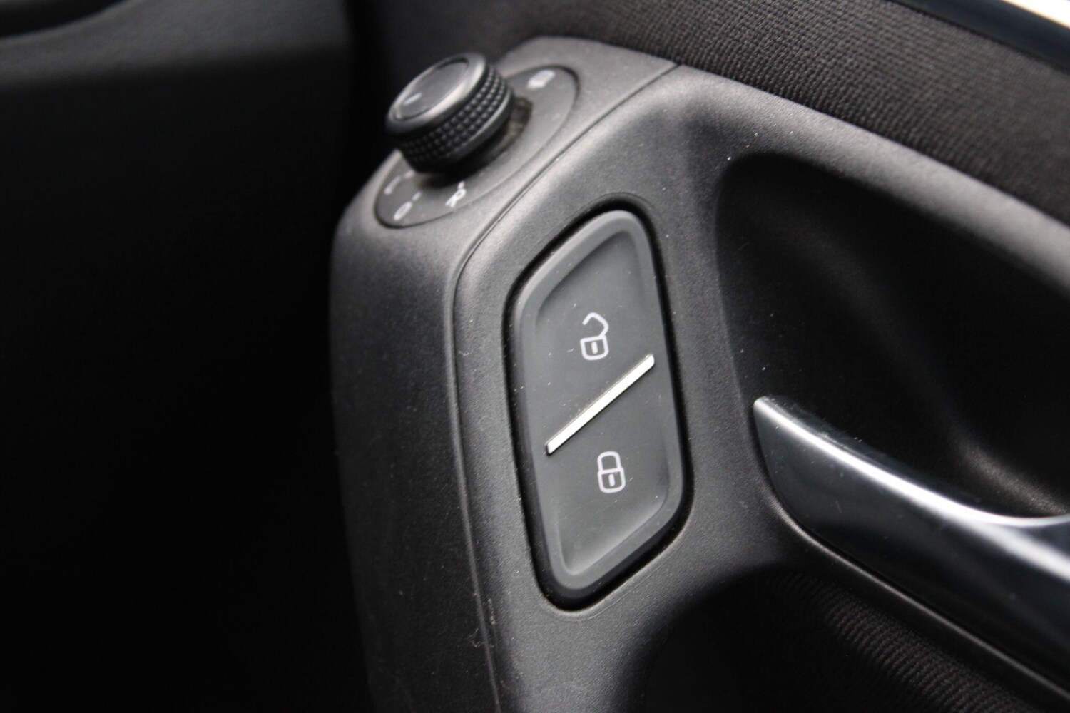 Used Volkswagen Polo 2016 for sale - 76349673: Photo 32