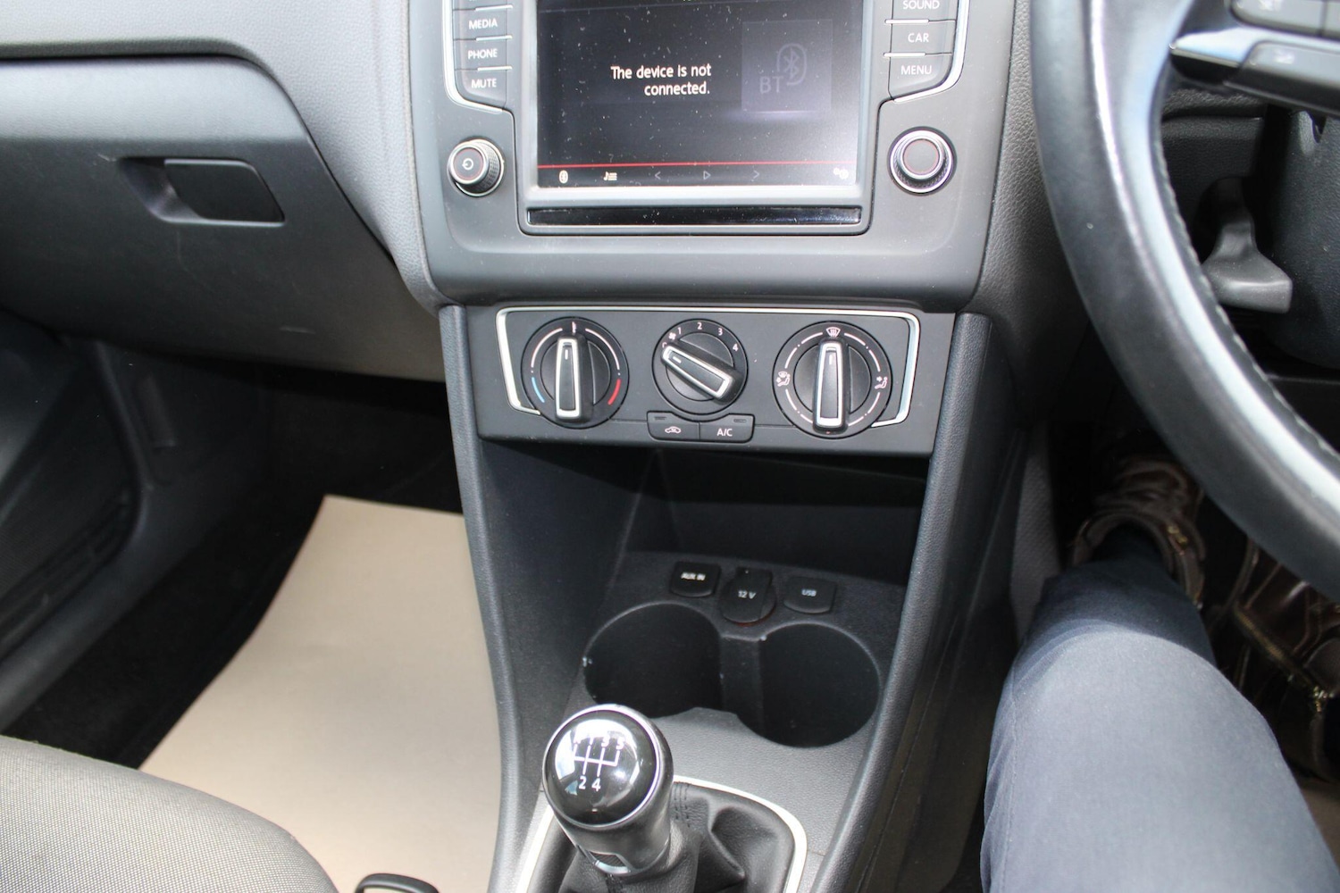 Used Volkswagen Polo 2016 for sale - 76349673: Photo 40