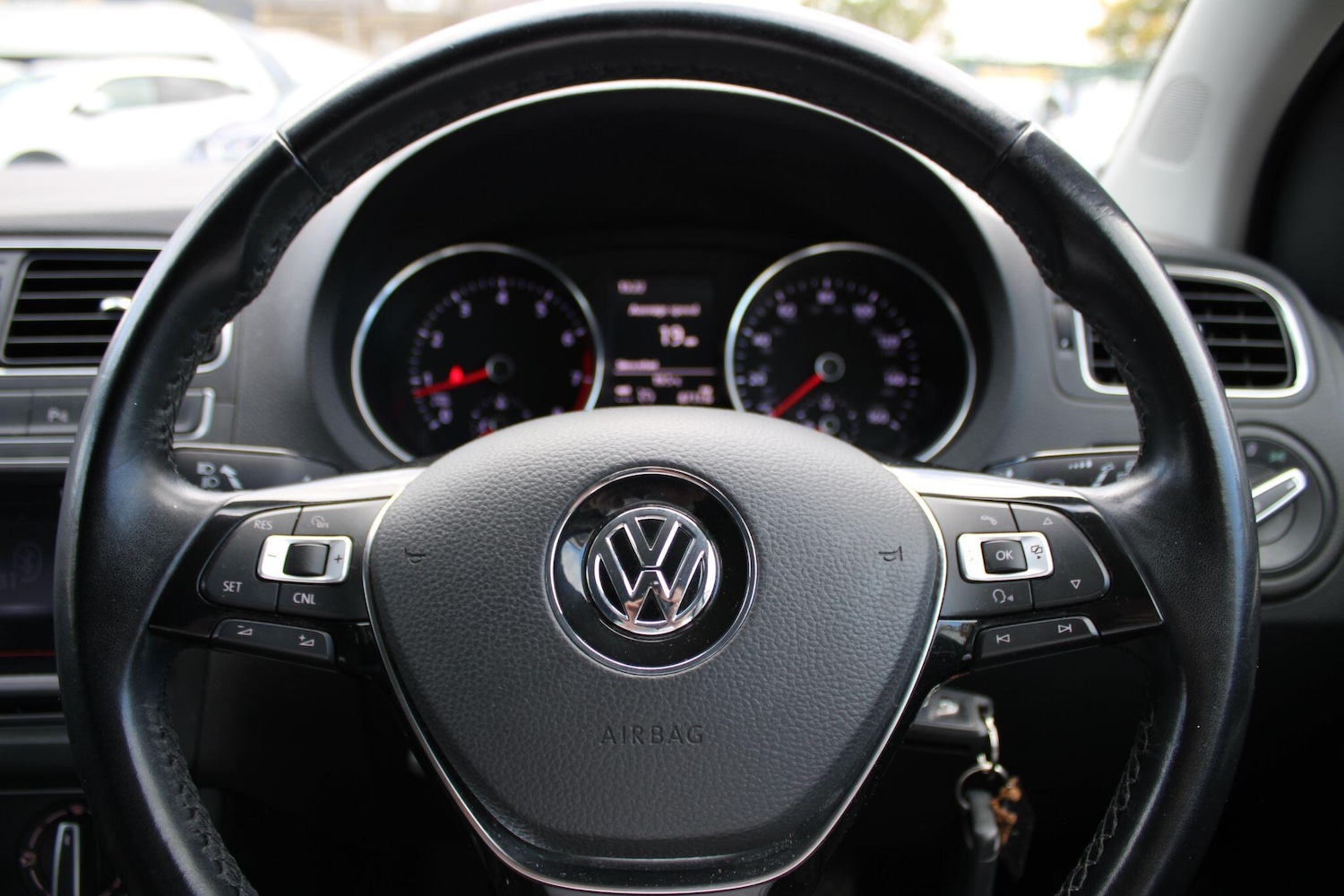 Used Volkswagen Polo 2016 for sale - 76349673: Photo 50