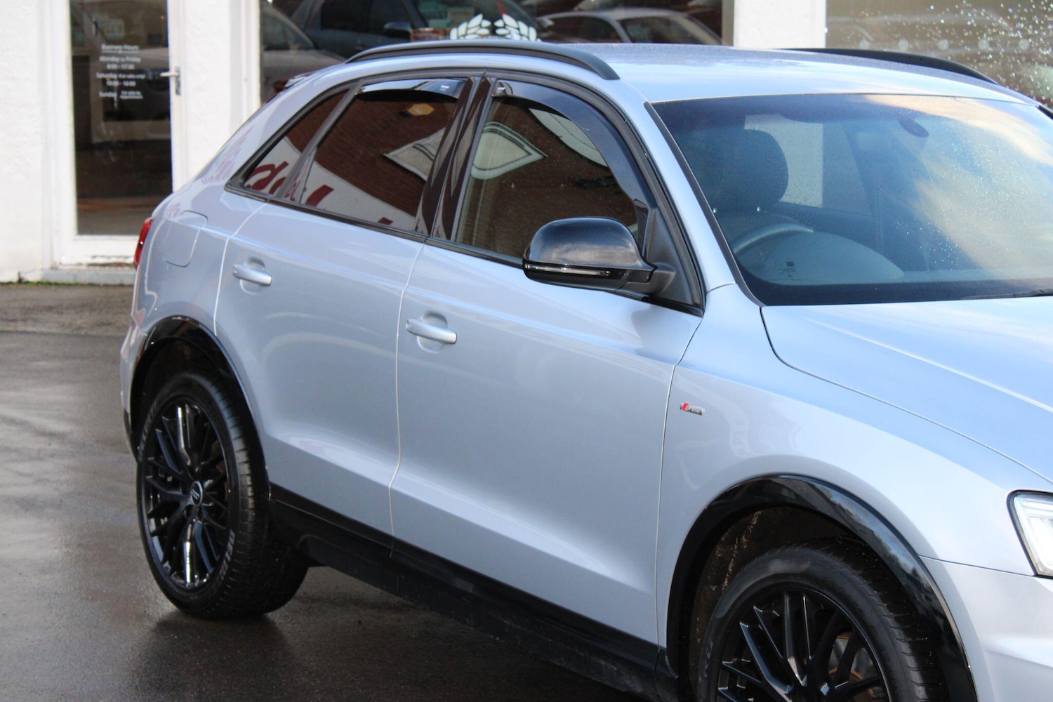 Used Audi Q3 2017 for sale - 76689116: Photo 10