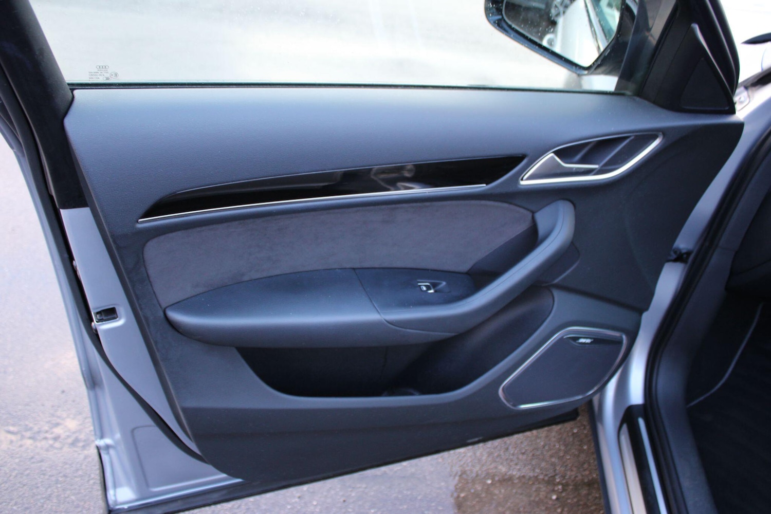 Used Audi Q3 2017 for sale - 76689116: Photo 46