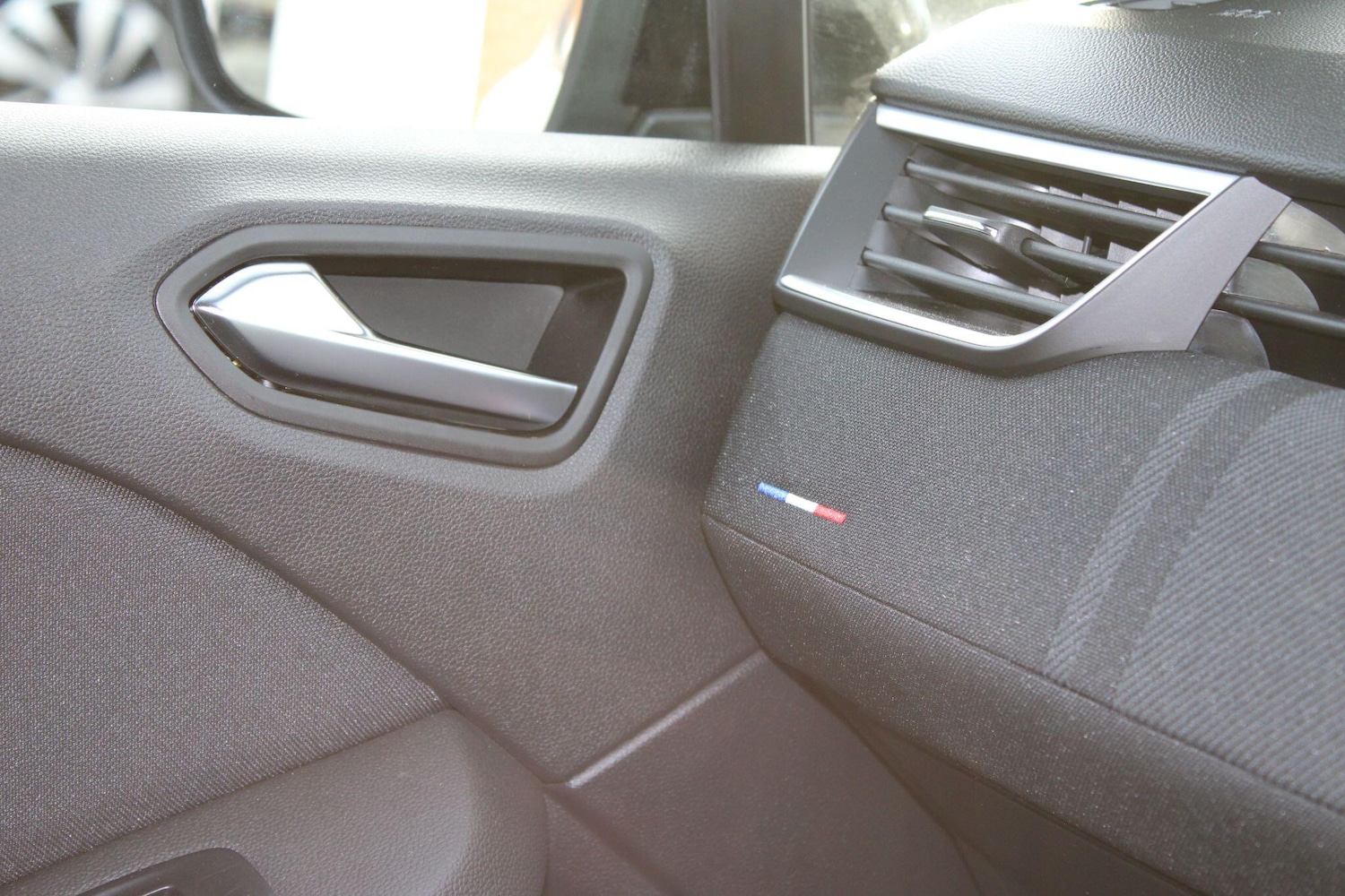 Used Renault Clio 2025 for sale - 76499064: Photo 35