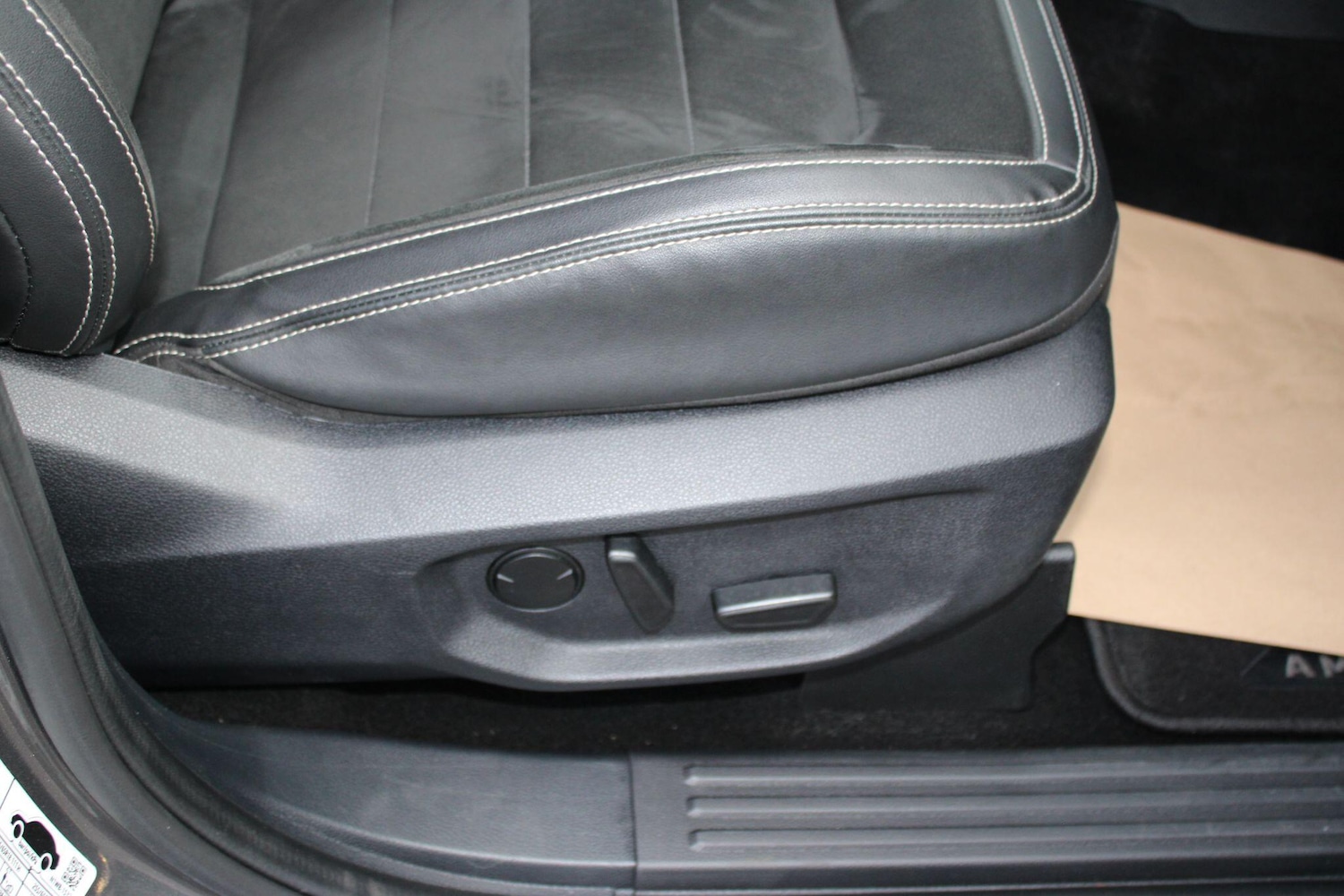 Used Volkswagen Amarok 2023 for sale - 77216022: Photo 21