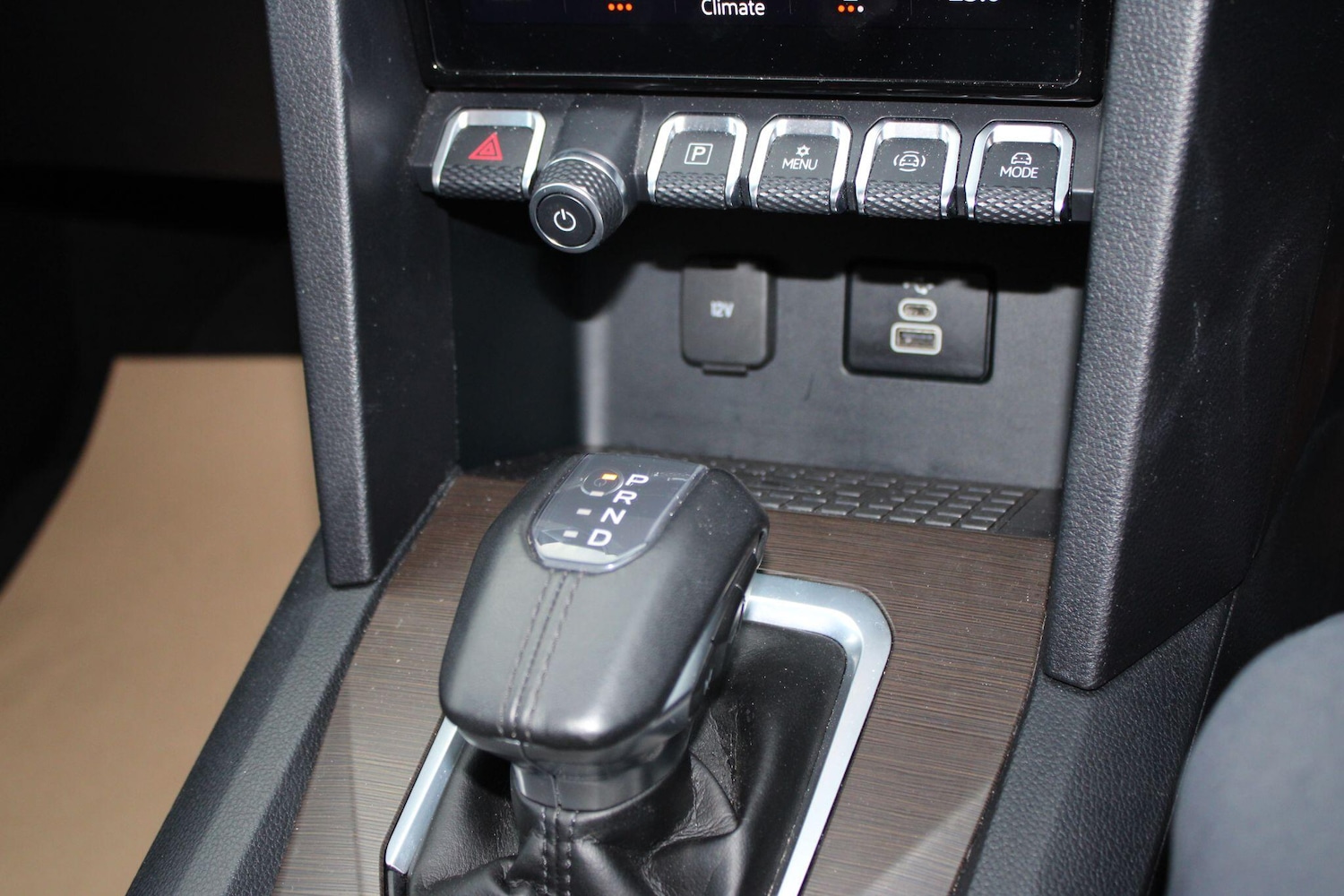 Used Volkswagen Amarok 2023 for sale - 77216022: Photo 27