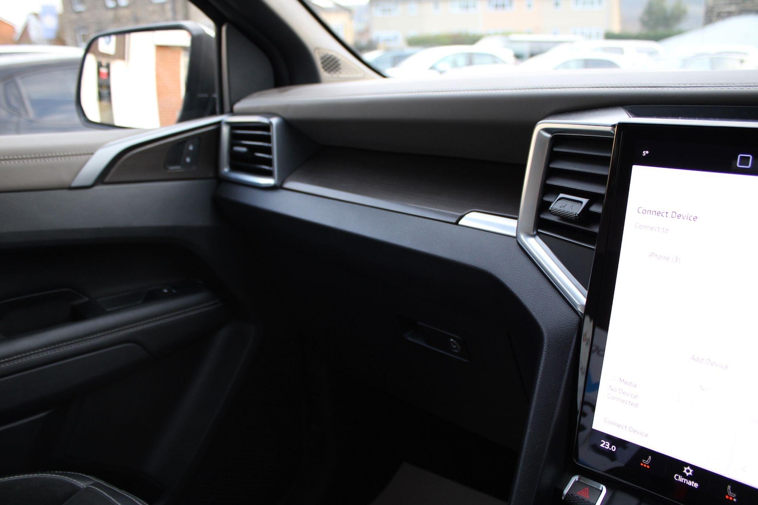 Used Volkswagen Amarok 2023 for sale - 77216022: Photo 36