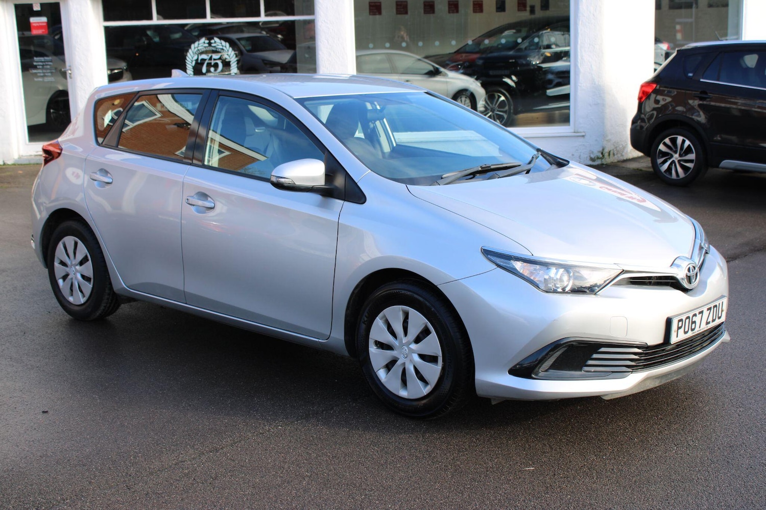 Used Toyota Auris 2017 for sale - 77396048: Photo 1