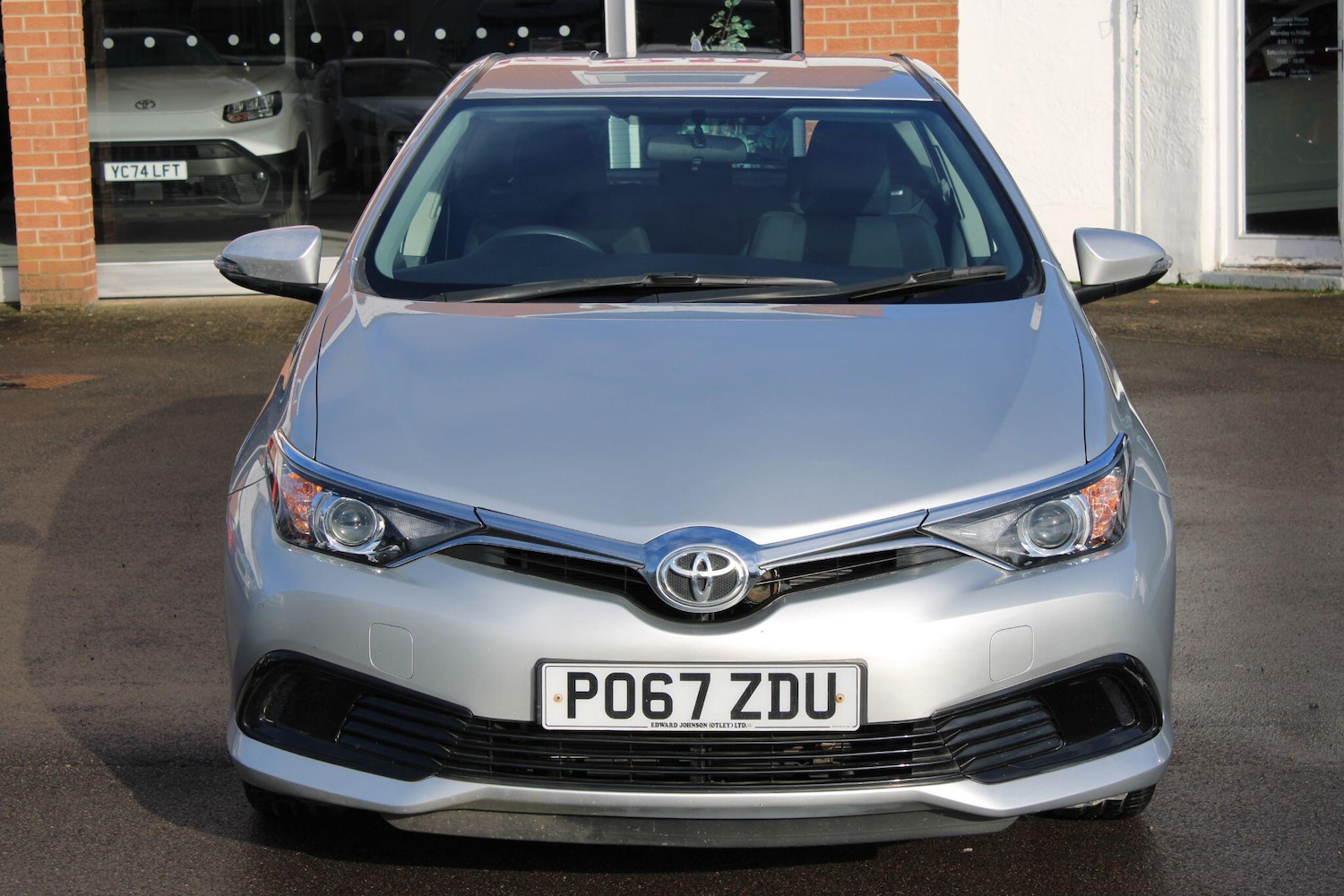 Used Toyota Auris 2017 for sale - 77396048: Photo 2