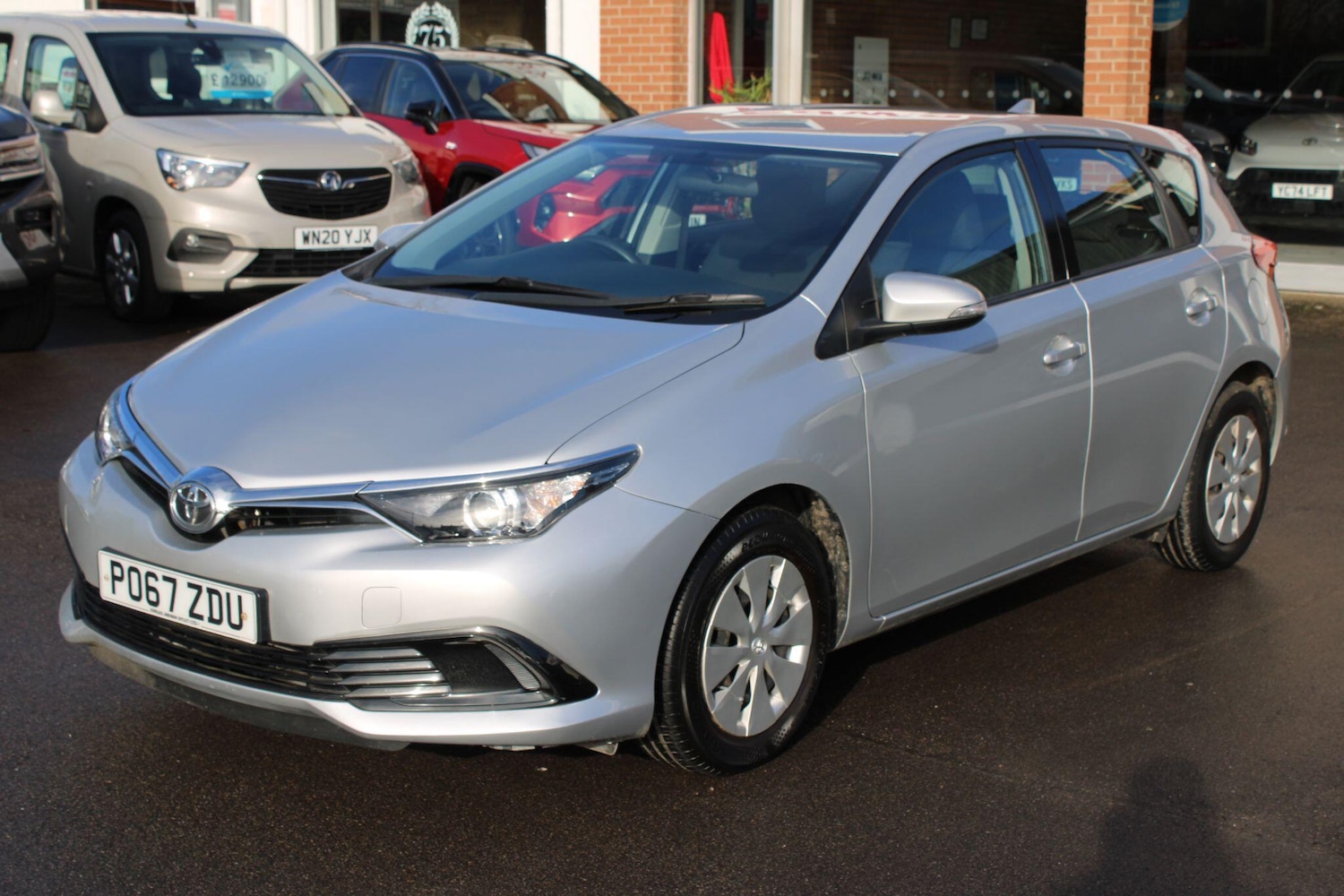 Used Toyota Auris 2017 for sale - 77396048: Photo 3