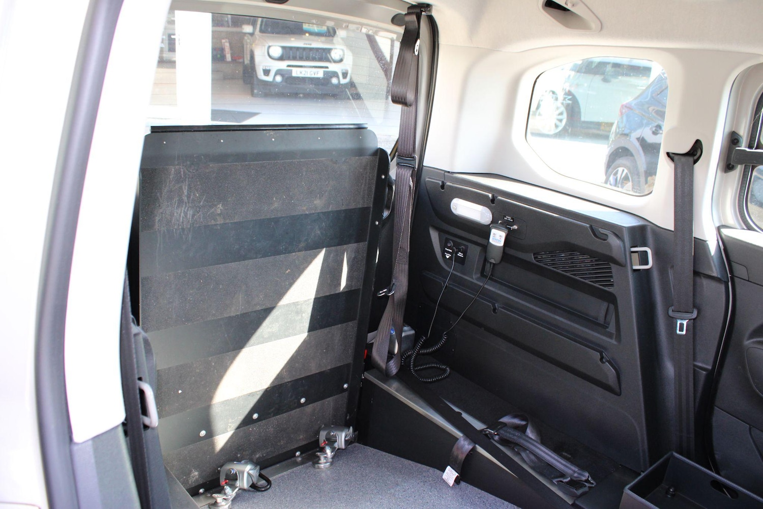 Used Vauxhall Combo Life 2020 for sale - 76991900: Photo 38