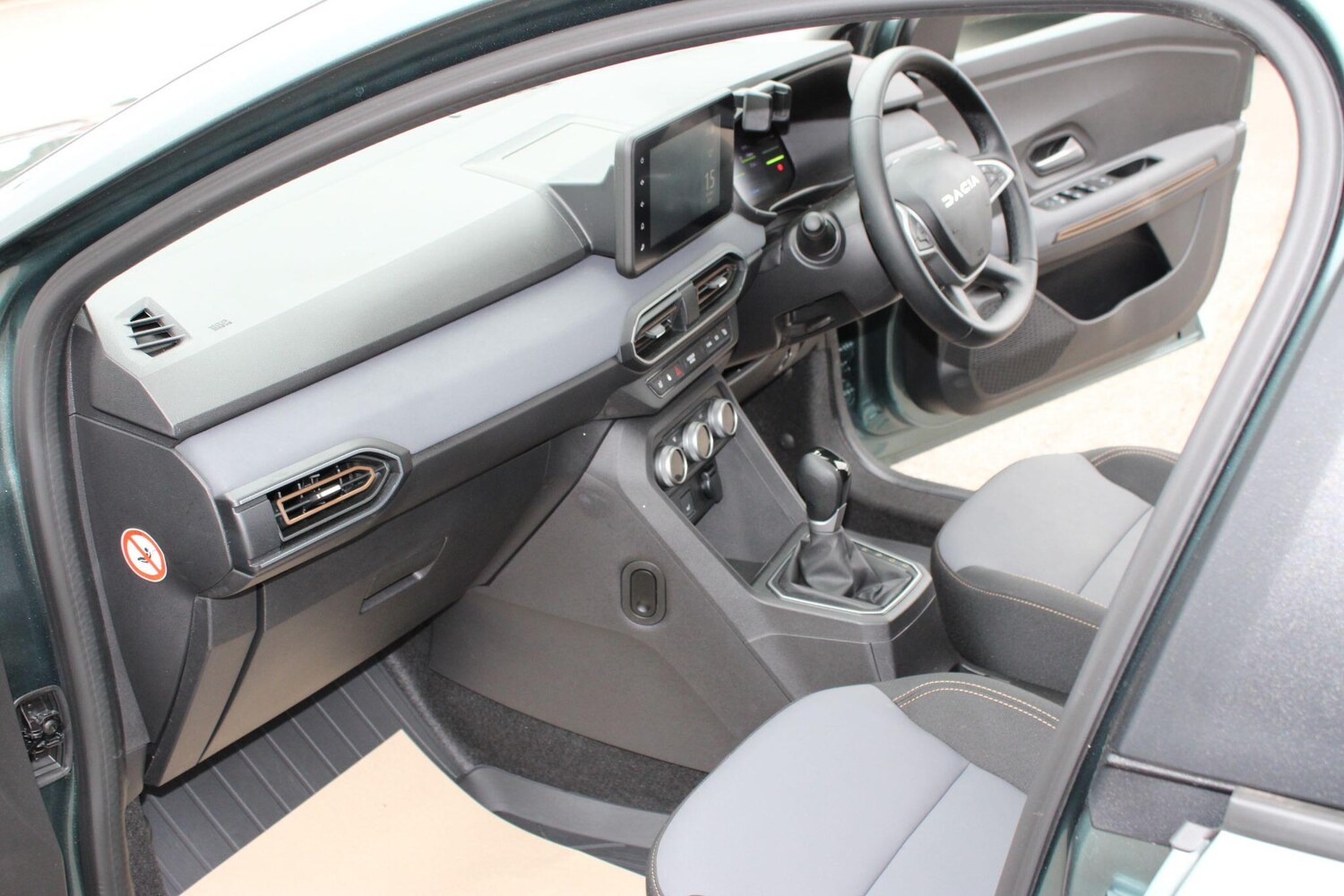 Used Dacia Jogger 2024 for sale - 76109772: Photo 48