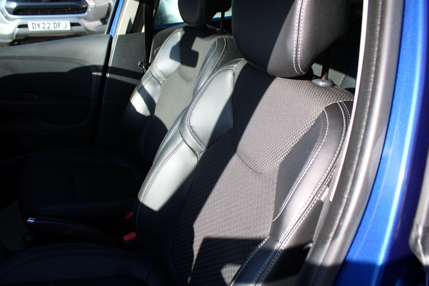 Used Renault Clio 2018 for sale - 76918576: Photo 41