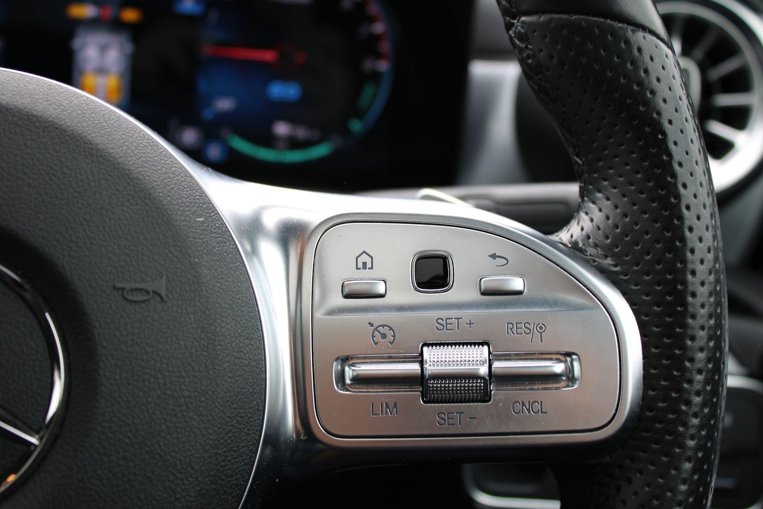 Used Mercedes-Benz A-Class for sale - 76997413: Photo 28