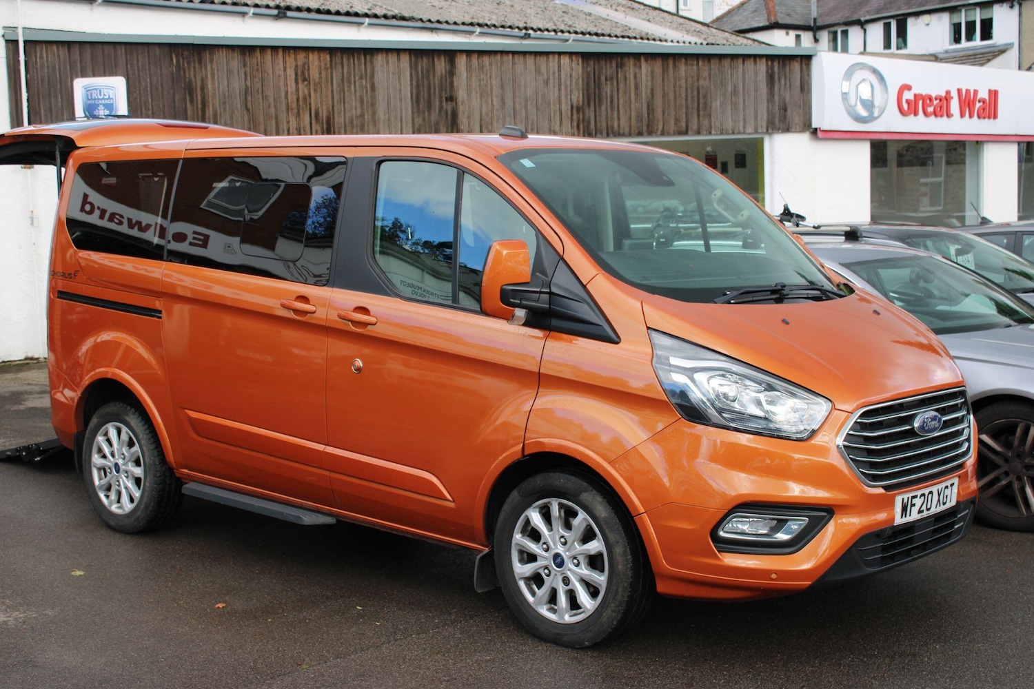 Used Ford Tourneo Custom 2020 for sale - 75990168: Photo 3