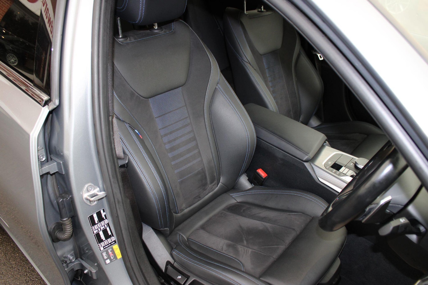 Used BMW 3 Series 2022 for sale - 76432360: Photo 21