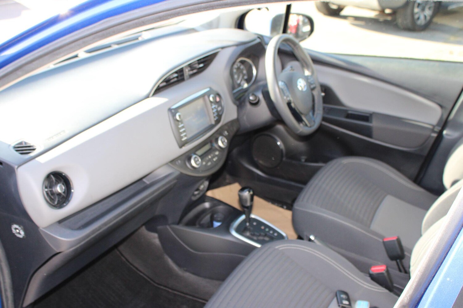 Used Toyota Yaris 2018 for sale - 77624973: Photo 26