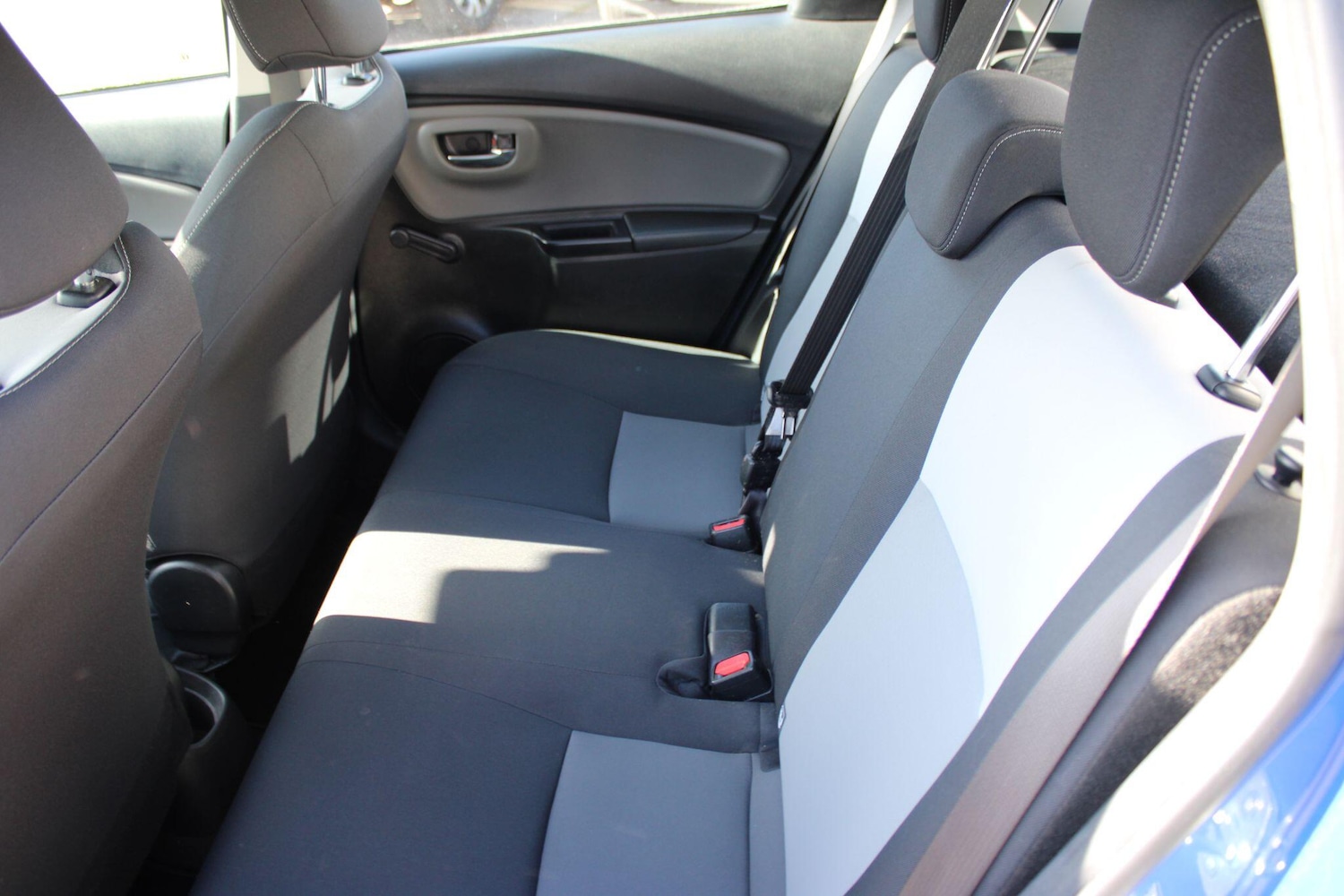 Used Toyota Yaris 2018 for sale - 77624973: Photo 30