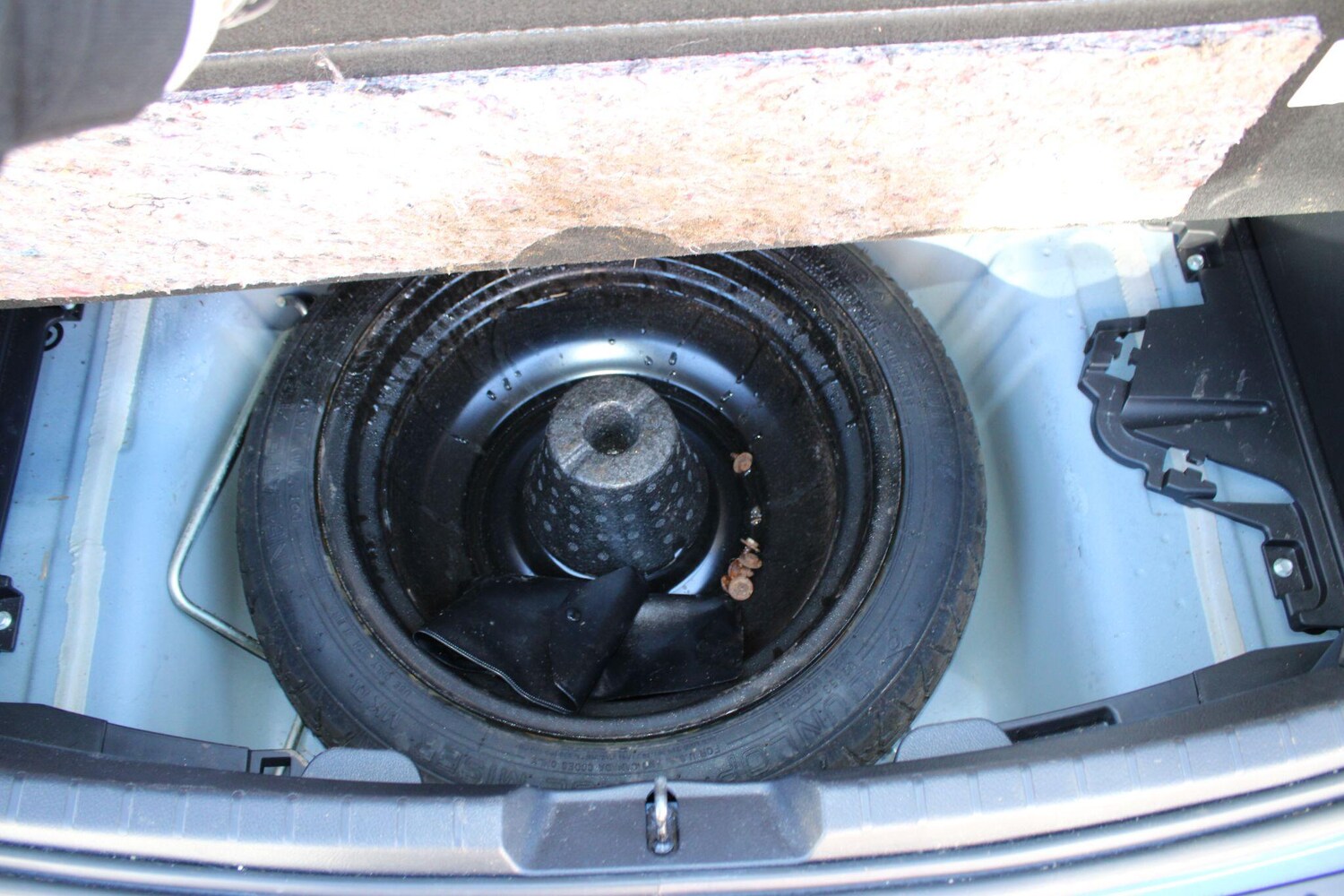 Used Toyota Yaris 2018 for sale - 77624973: Photo 41