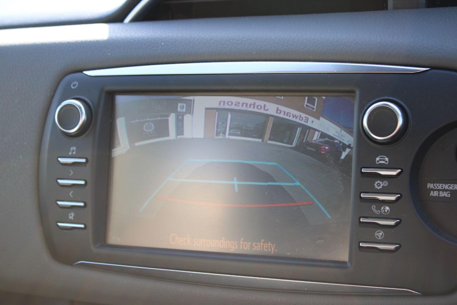 Used Toyota Yaris 2018 for sale - 77624973: Photo 47