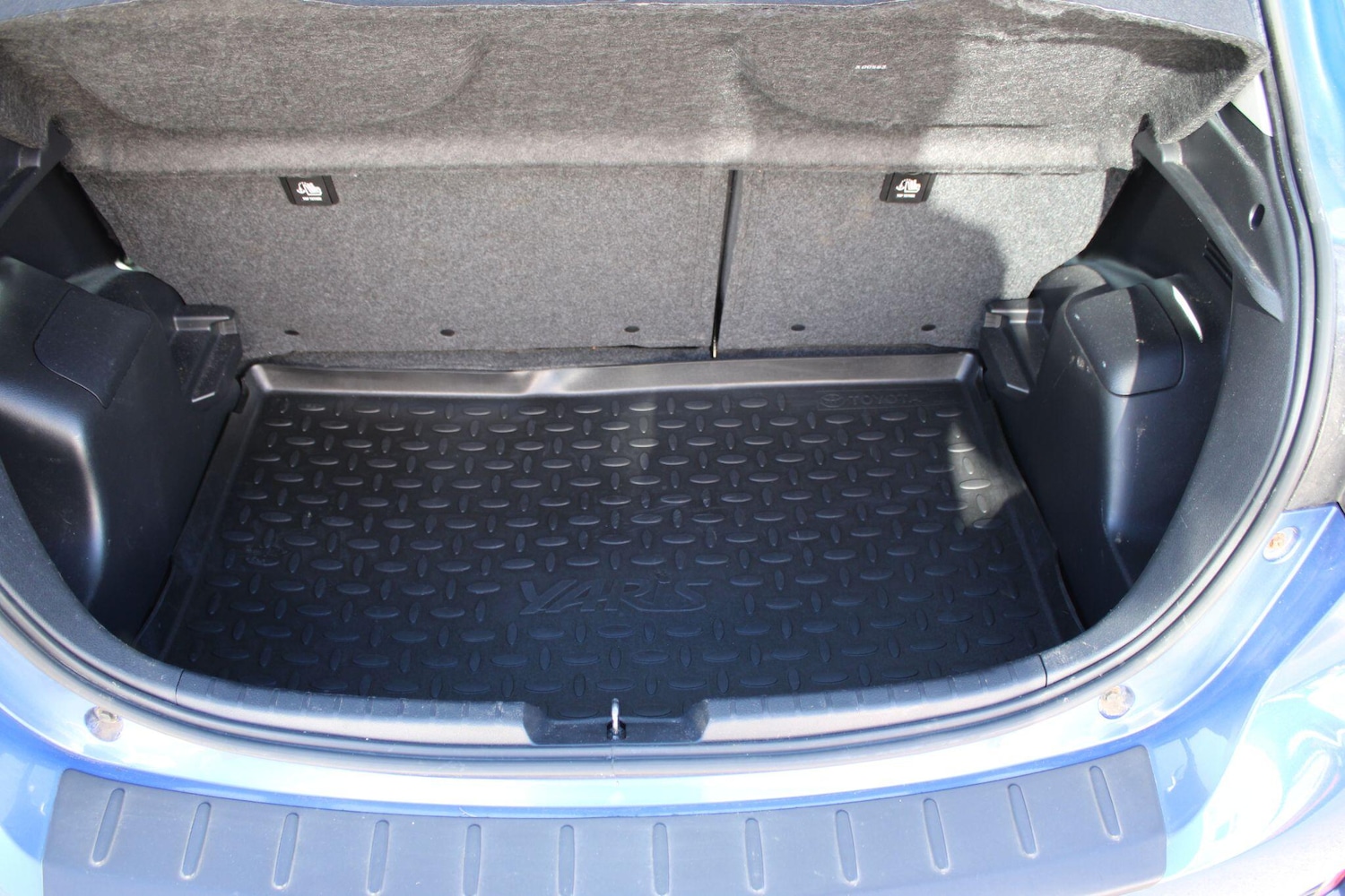 Used Toyota Yaris 2018 for sale - 77624973: Photo 49