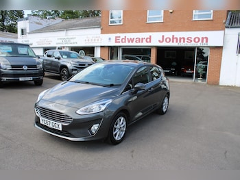 Used Ford Fiesta 2017 for sale - 79132205: Photo