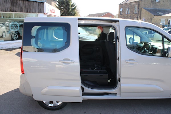 Used Vauxhall Combo Life 2020 for sale - 74270260: Photo 15