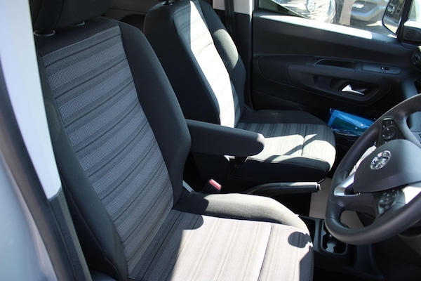 Used Vauxhall Combo Life 2020 for sale - 74270260: Photo 21