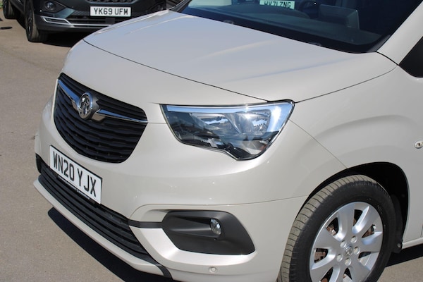 Used Vauxhall Combo Life 2020 for sale - 74270260: Photo 34