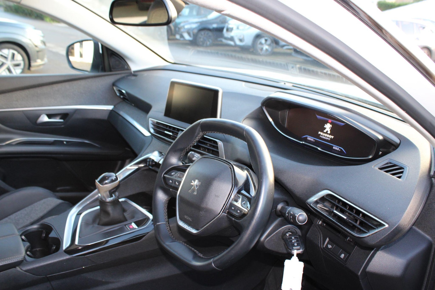 Used Peugeot 3008 2020 for sale - 76913575: Photo 32