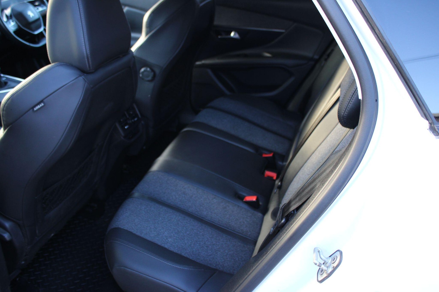 Used Peugeot 3008 2020 for sale - 76913575: Photo 36