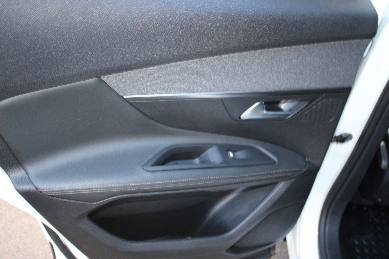 Used Peugeot 3008 2020 for sale - 76913575: Photo 43