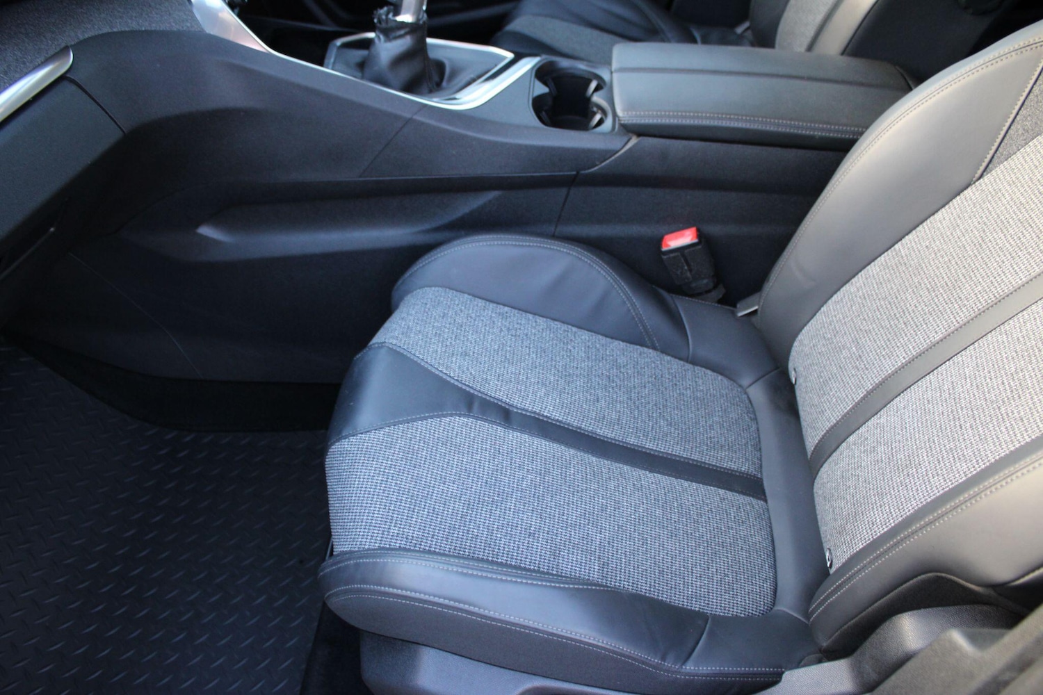 Used Peugeot 3008 2020 for sale - 76913575: Photo 64