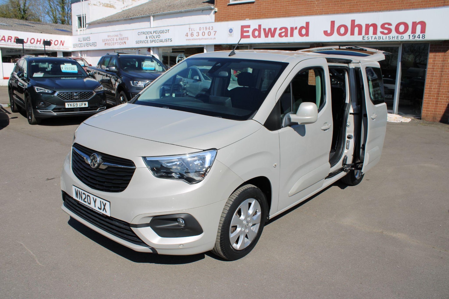 Used Vauxhall Combo Life 2020 for sale - 77468252: Photo 10