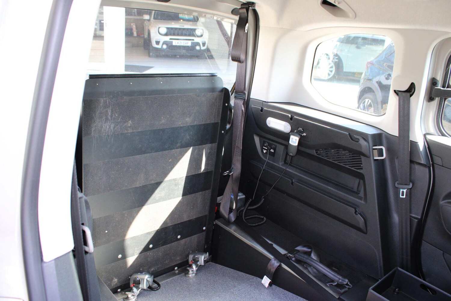 Used Vauxhall Combo Life 2020 for sale - 77468252: Photo 38