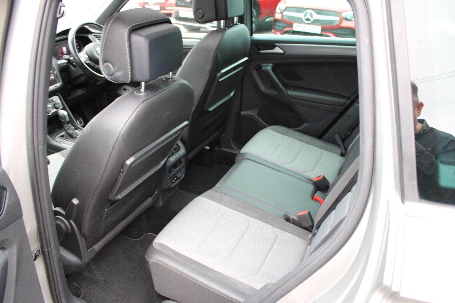 Vehicle 33