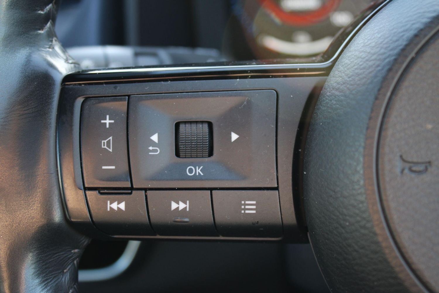 Used Nissan Qashqai 2023 for sale - 76246580: Photo 42